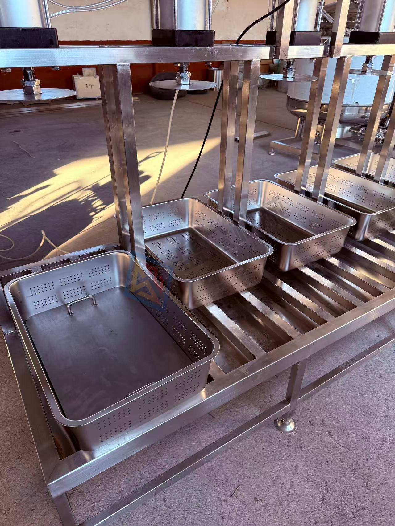 全自动冷萃酸奶生产线 小型干噎酸奶加工设备